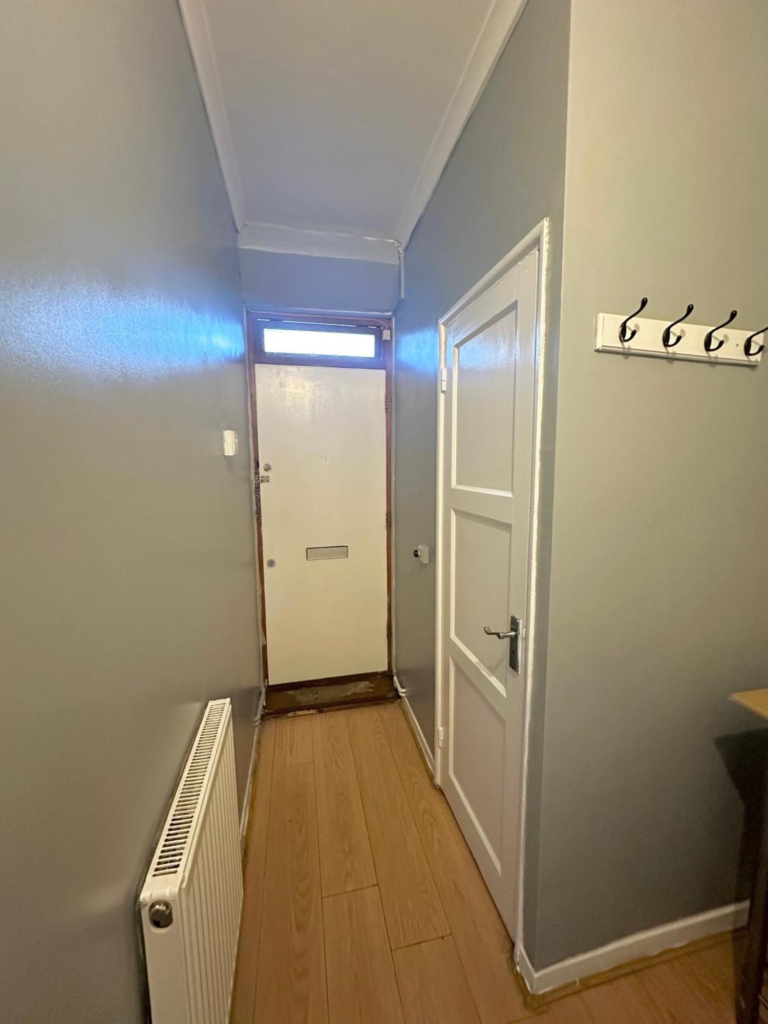 1 Bedroom Flat In Whitechapel, Лондон Екстериор снимка