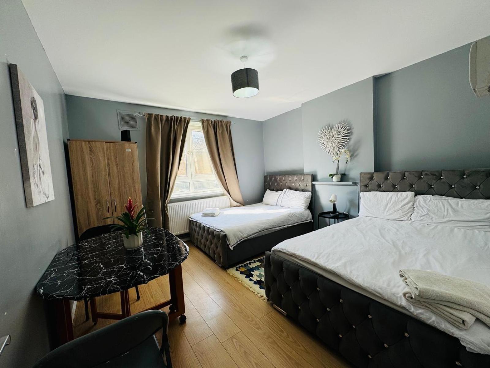 1 Bedroom Flat In Whitechapel, Лондон Екстериор снимка